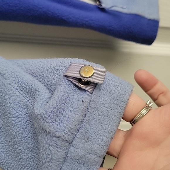 The North Face Full-Zip Girl's Fleece Jacket - Picture 4 of 13